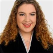 Maestra de Educación Primaria y ESO a varios niveles.